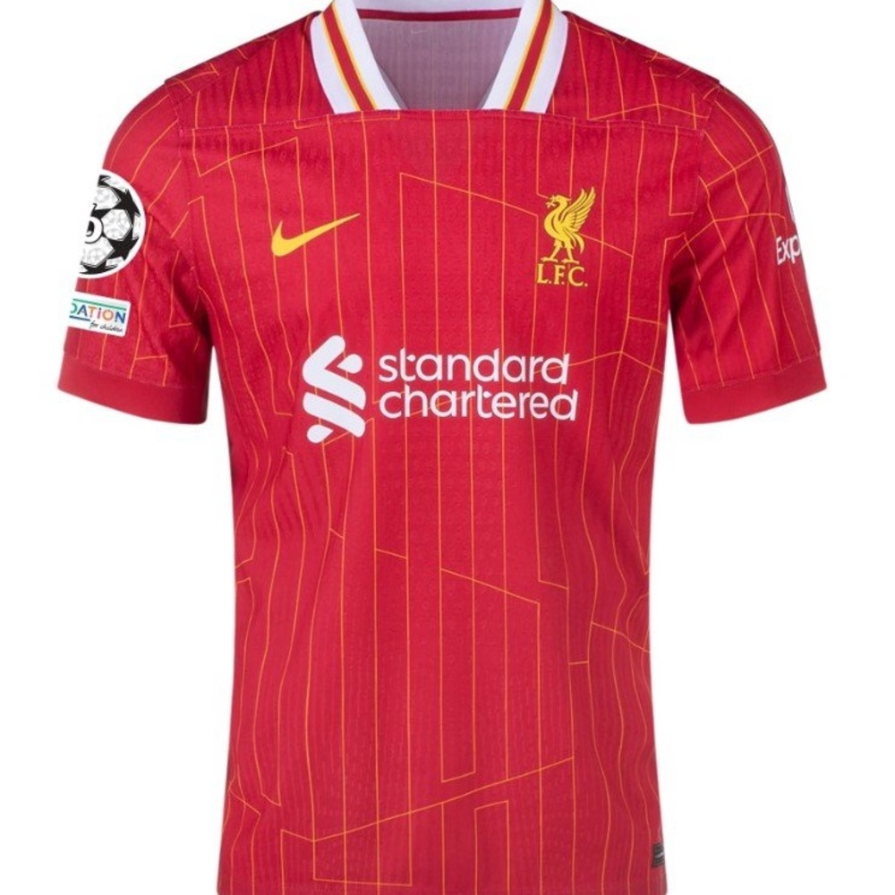NWT Nike Liverpool FC A37